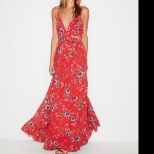 Floral maxi dress cut open back elastic Express